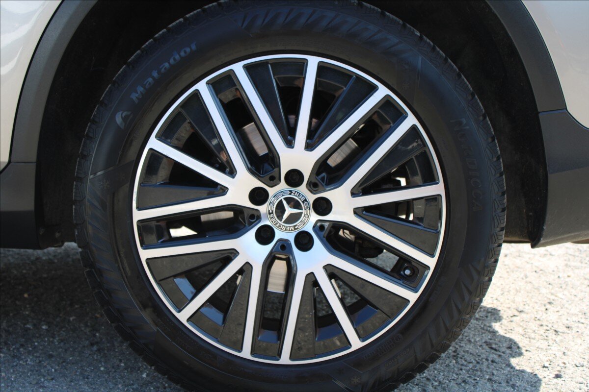 Mercedes-Benz GLC SUV / Terénní 2,0 l 143 kw