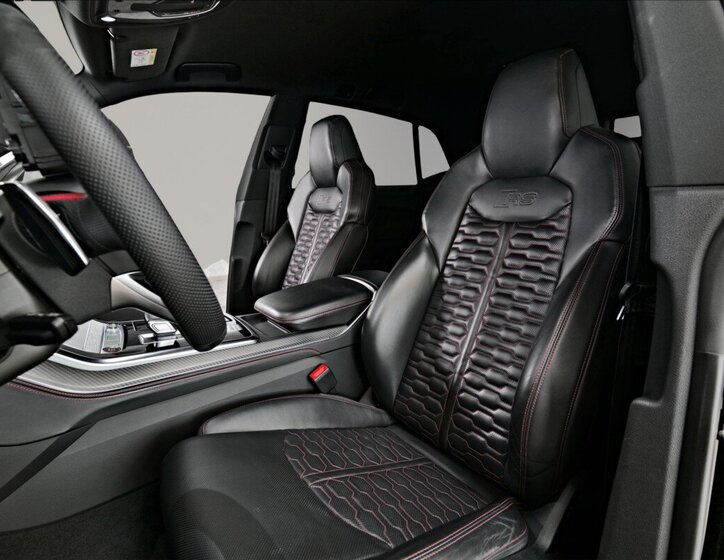 Audi RS Q8 SUV / Terénní 4,0 l 441 kw