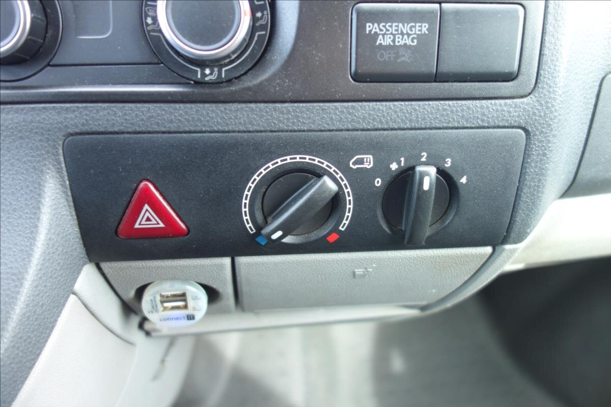 Volkswagen Transporter Kombi 2,0 l 132 kw