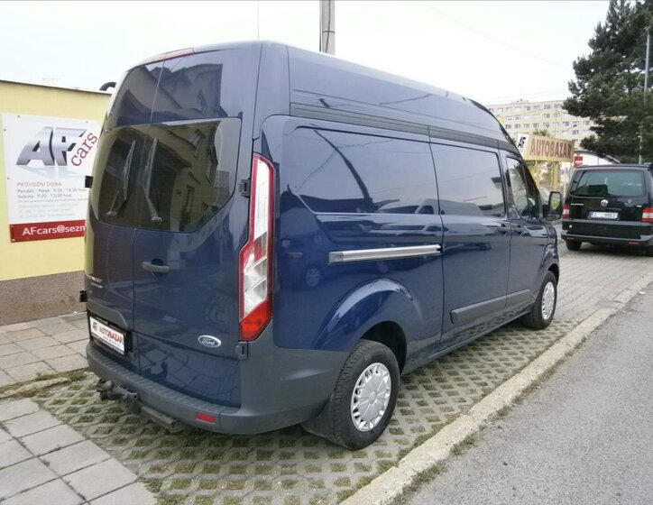 Ford Transit Custom 6