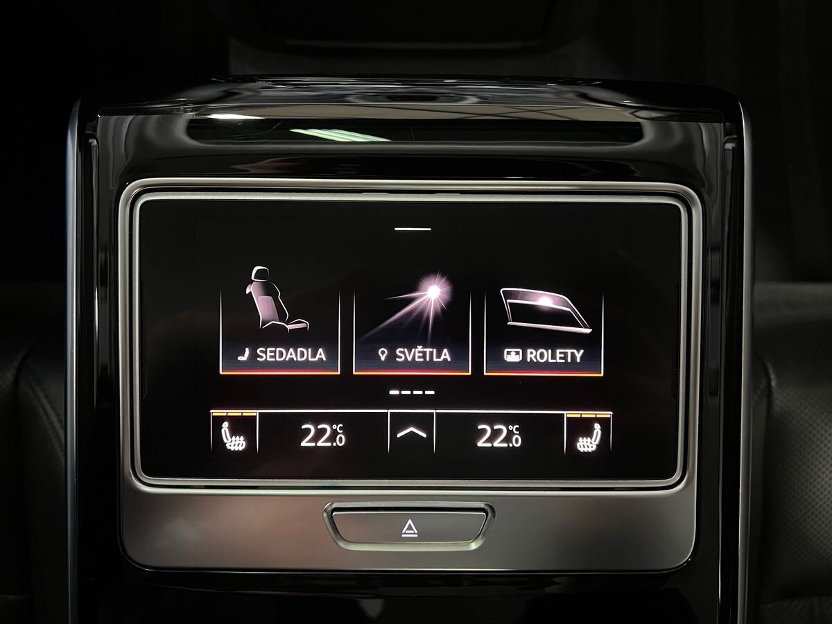 Audi A8 Sedan / Limuzína 3,0 l 210 kw