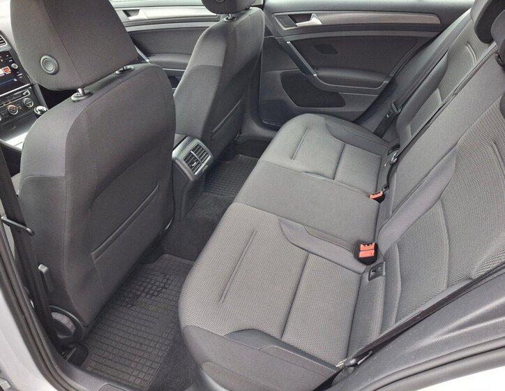 Volkswagen Golf Hatchback 1,5 l 96 kw