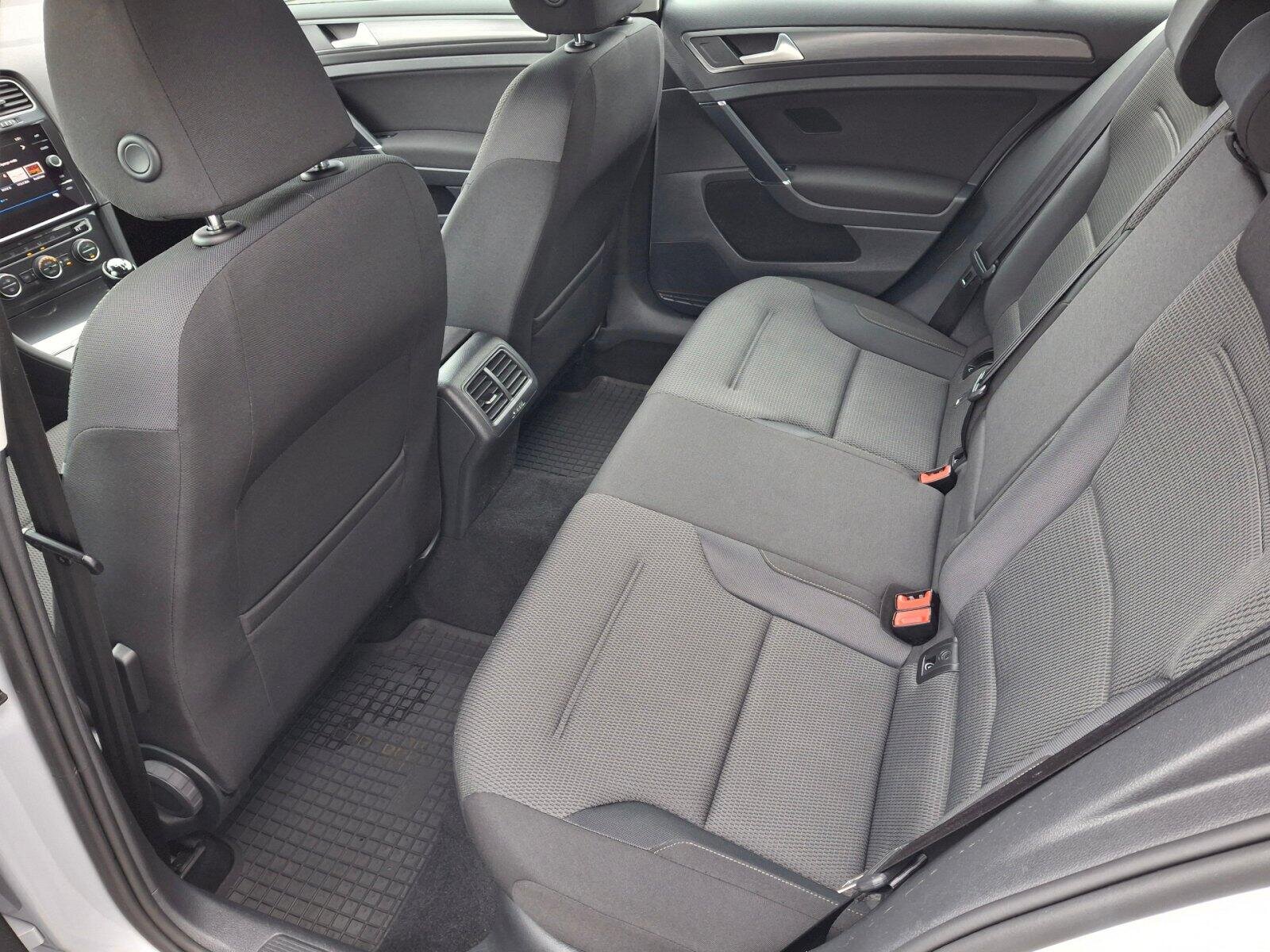 Volkswagen Golf Hatchback 1,5 l 96 kw