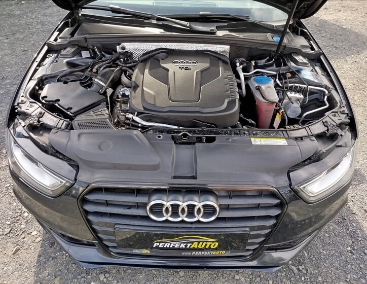 Audi A4 Kombi 2,0 l 140 kw