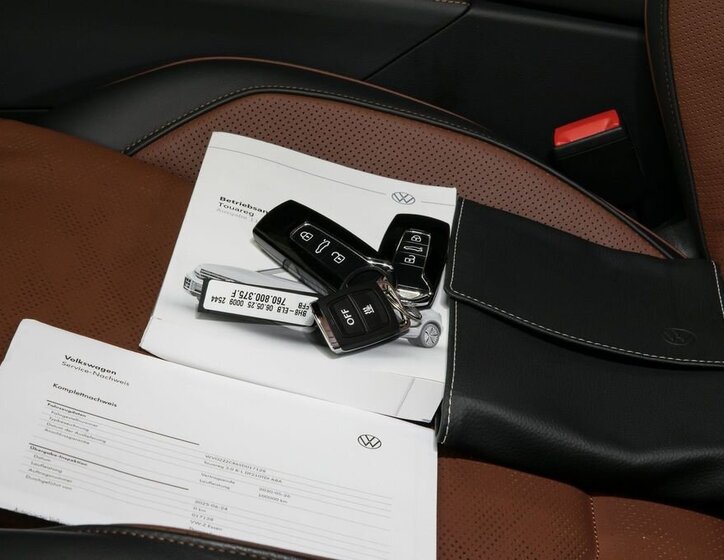 Volkswagen Touareg SUV / Terénní 3,0 l 210 kw