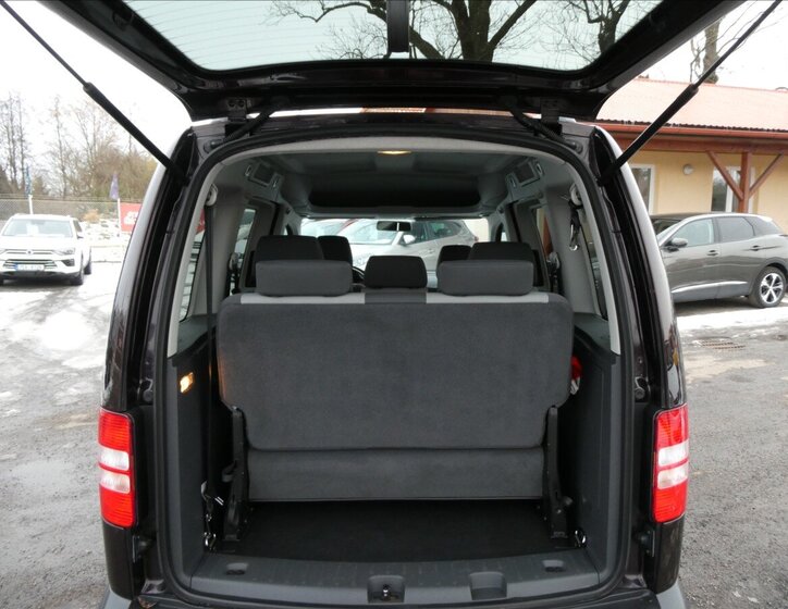 Volkswagen Caddy Kombi 1,6 l 75 kw