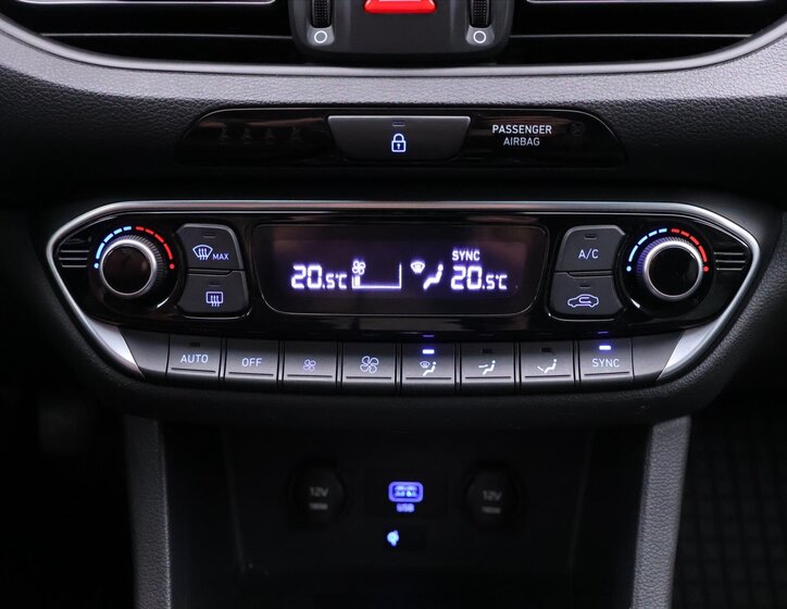 Hyundai i30 Kombi 1,5 l 118 kw