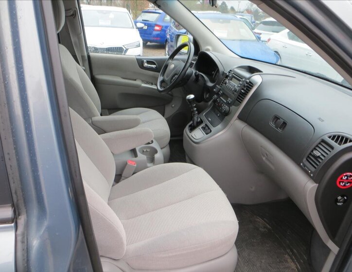 KIA Carnival MPV 2,9 l 136 kw