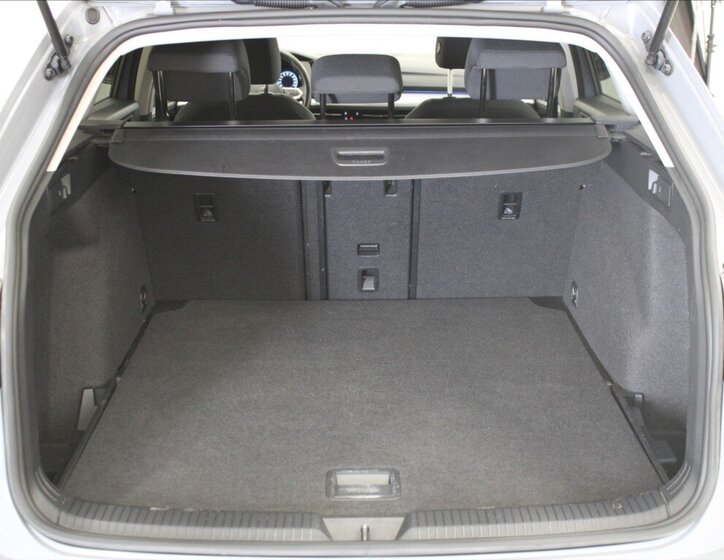 Volkswagen Golf Kombi 1,5 l 96 kw