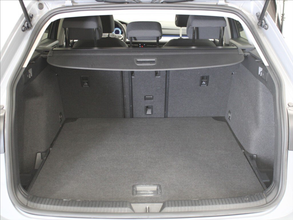 Volkswagen Golf Kombi 1,5 l 96 kw