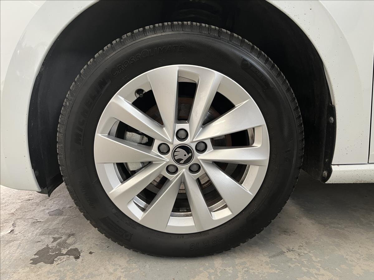 Škoda Scala Hatchback 999,0 85 kw