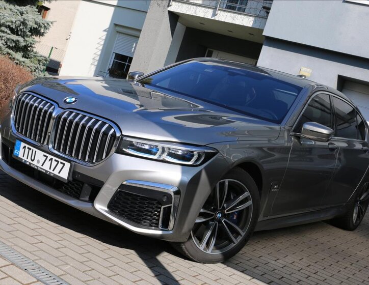 BMW Řada 7 Sedan / Limuzína 3,0 l 294 kw