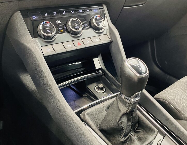 Škoda Karoq SUV / Terénní 2,0 l 110 kw