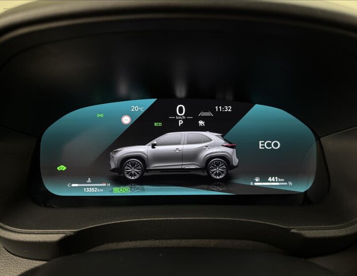 Toyota Yaris Cross SUV 1,5 l 96 kw