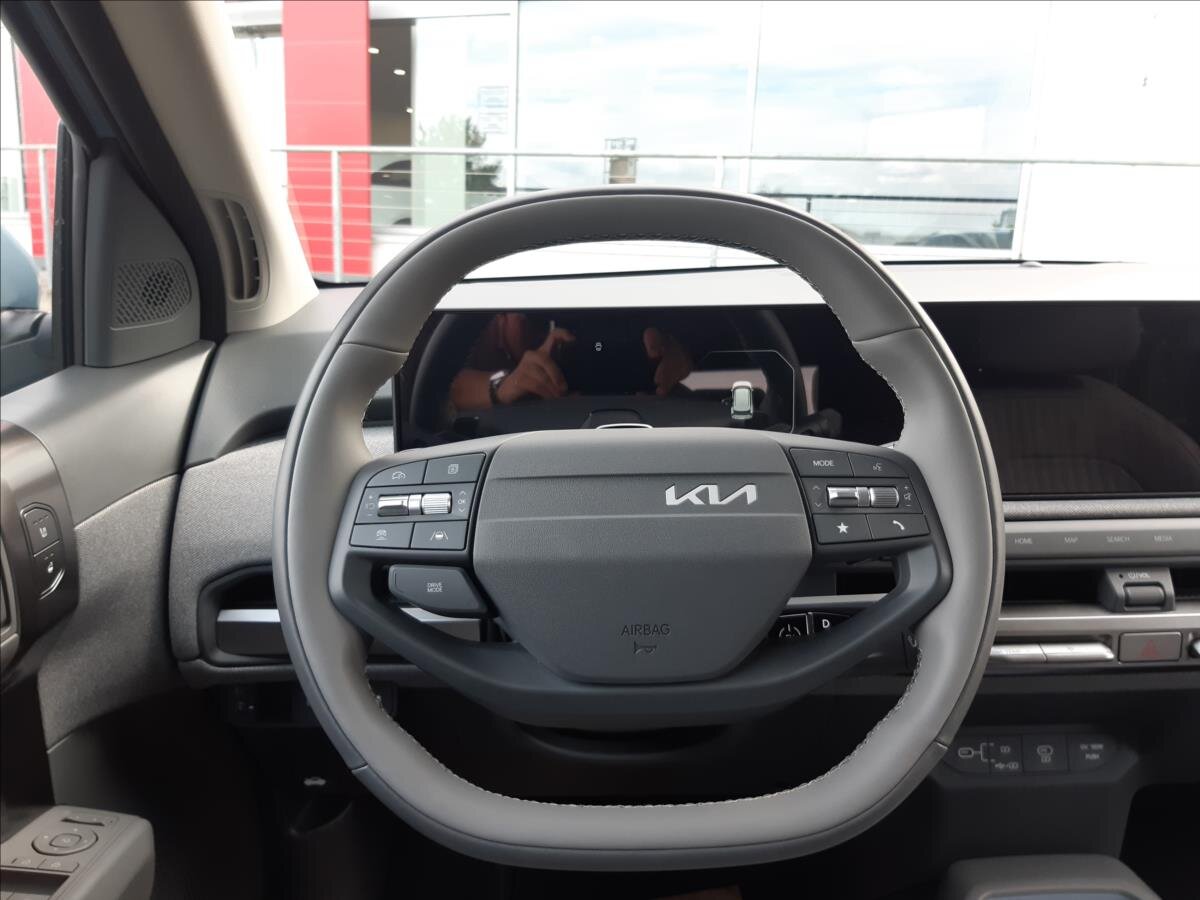 KIA EV3 SUV / Terénní 0,0 150 kw