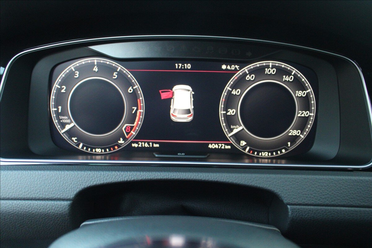 Volkswagen Golf Hatchback 2,0 l 180 kw