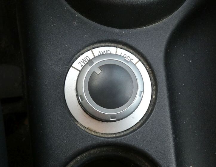 Citroën C-Crosser 25