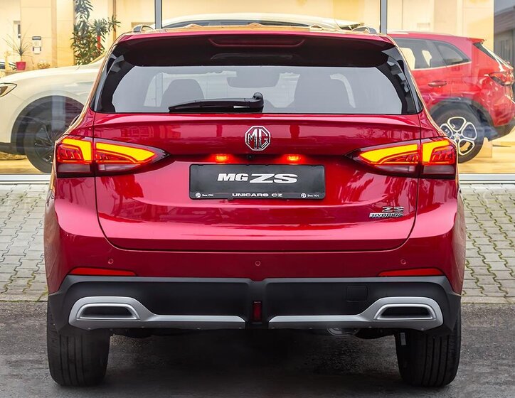 MG ZS SUV / Terénní 1,5 l 145 kw