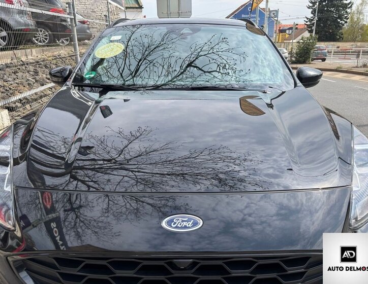 Ford Kuga SUV / Terénní 2,5 l 165 kw