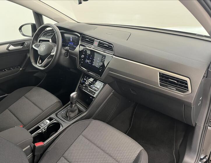 Volkswagen Touran 22