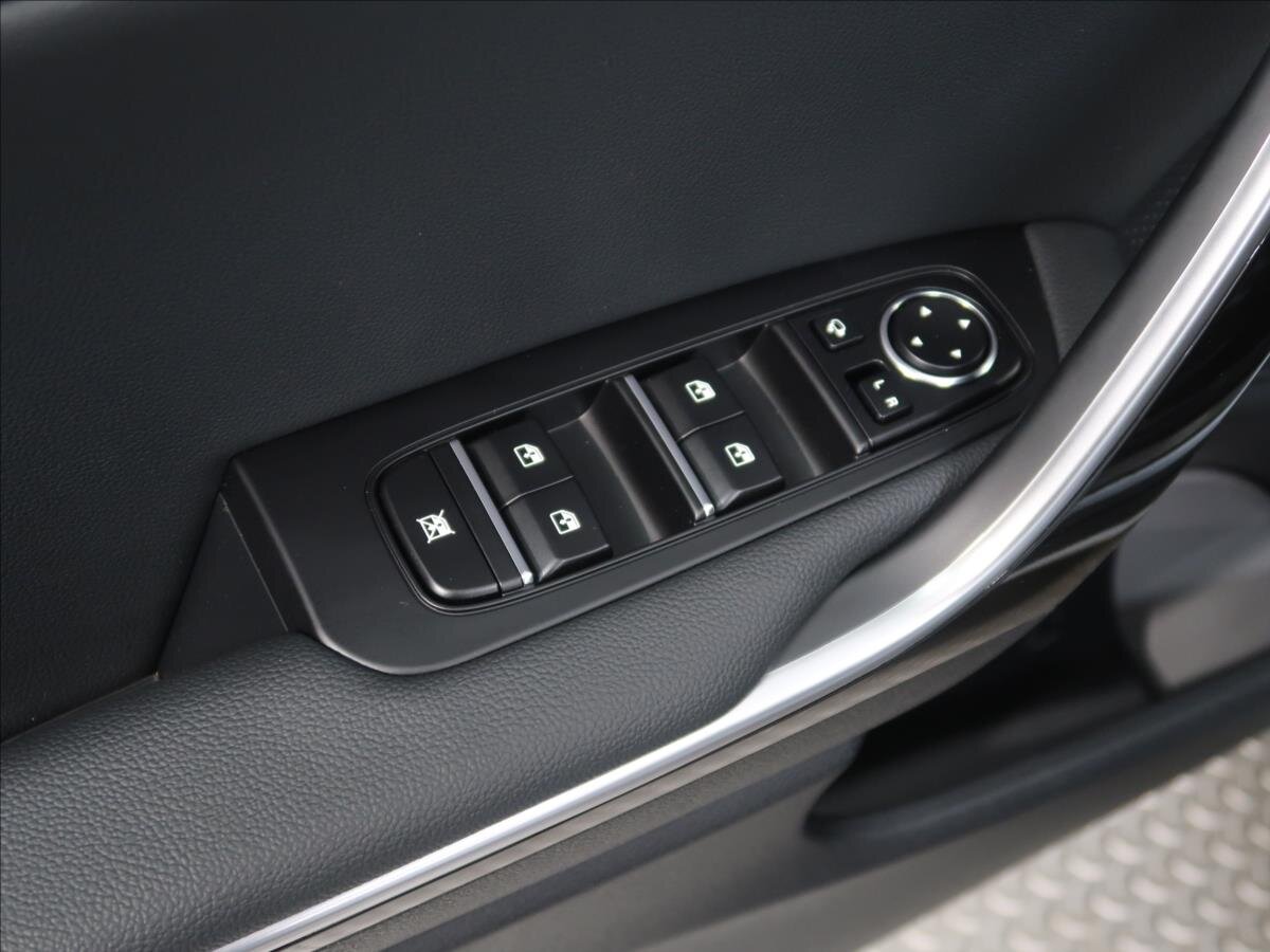 KIA XCeed CUV / Crossover 1,5 l 103 kw