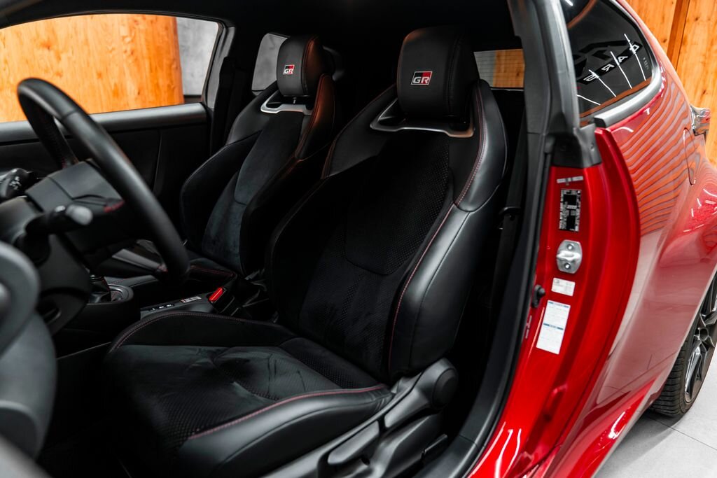 Toyota Yaris Hatchback 1,6 l 192 kw