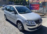 Volkswagen Touran 9