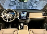 Volvo XC90 SUV / Terénní 2,0 l 335 kw