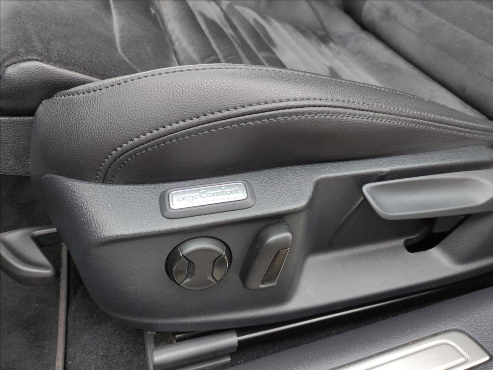 Volkswagen Passat 11