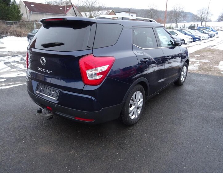 SsangYong XLV SUV 1,6 l 94 kw
