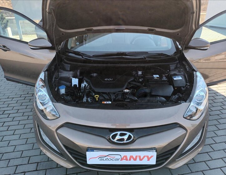 Hyundai i30 Kombi 1,6 l 99 kw