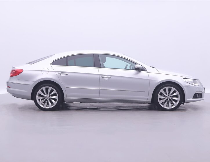 Volkswagen Passat CC 8