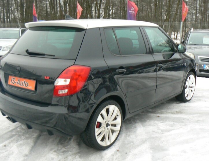 Škoda Fabia Hatchback 1,4 l 132 kw