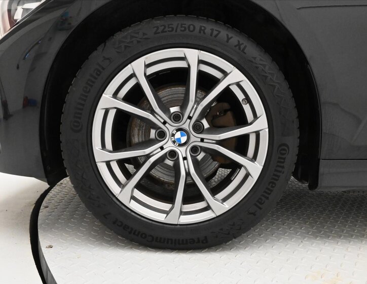 BMW Řada 3 Kombi 2,0 l 140 kw