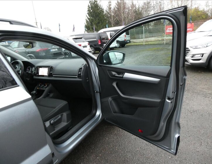 Škoda Karoq SUV / Terénní 2,0 l 110 kw