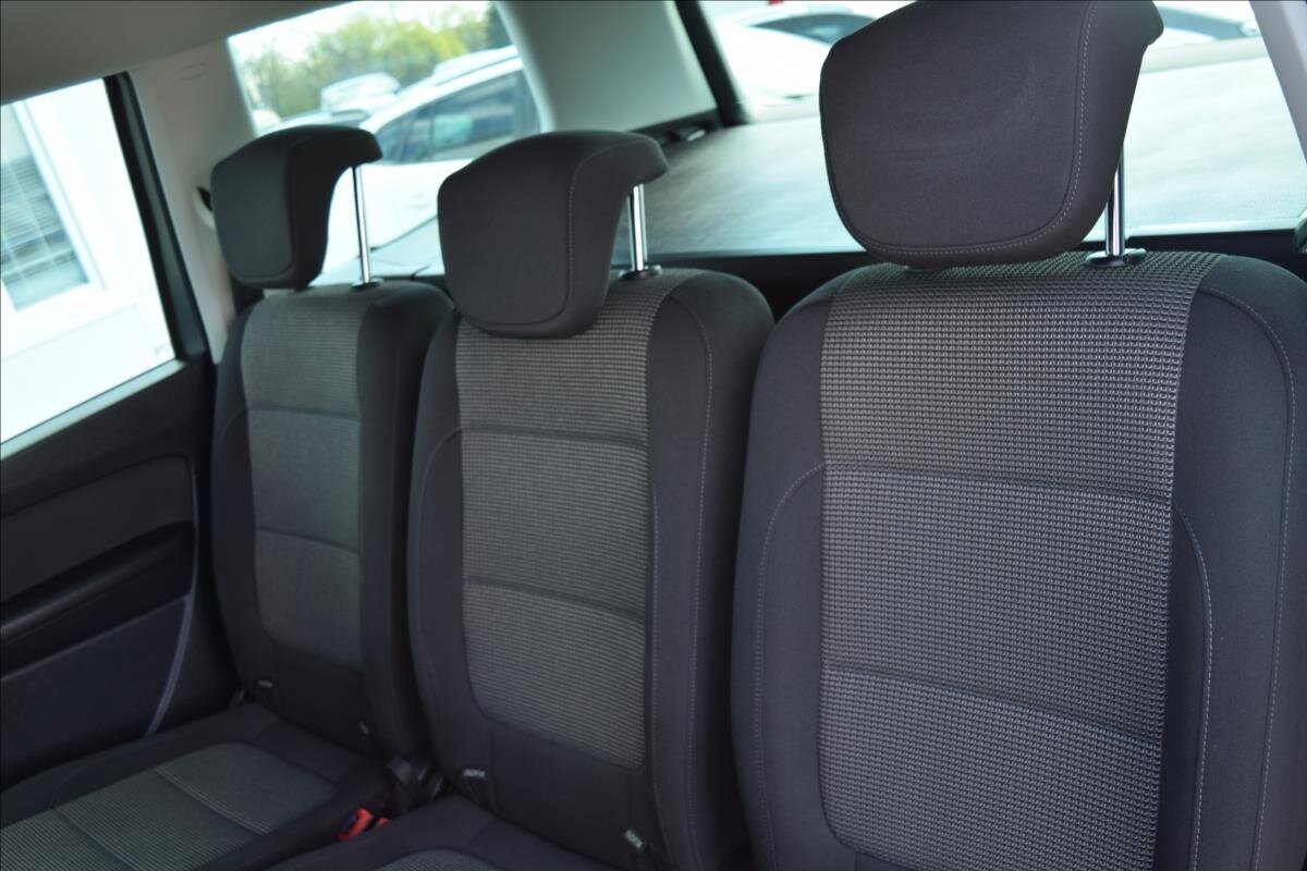 Volkswagen Sharan MPV 2,0 l 103 kw