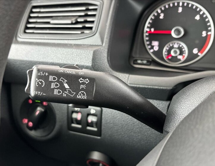 Volkswagen Caddy Skříň 2,0 l 90 kw