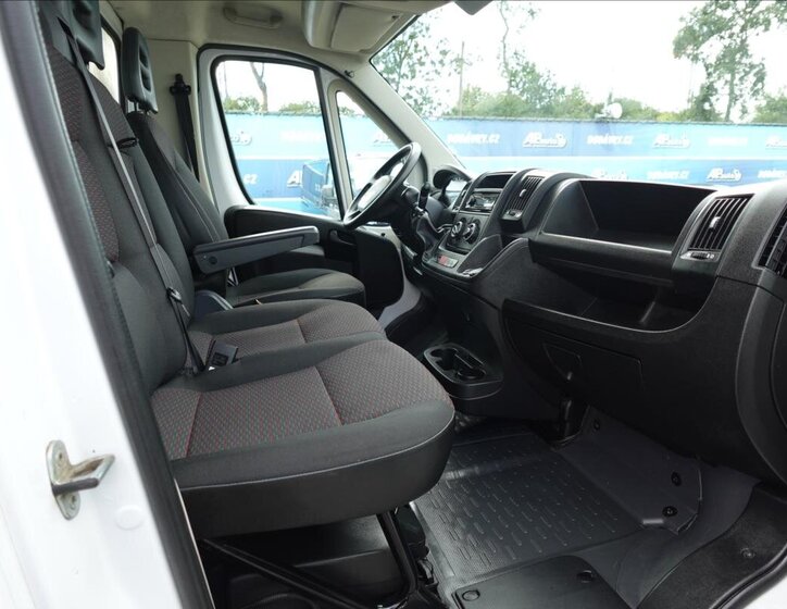 Citroën Jumper Ostatní 2,2 l 121 kw