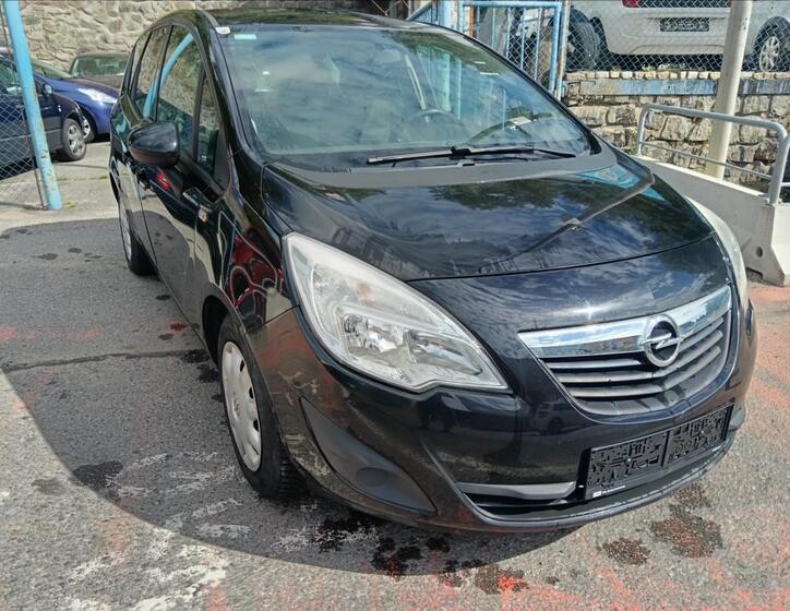 Opel Meriva 16