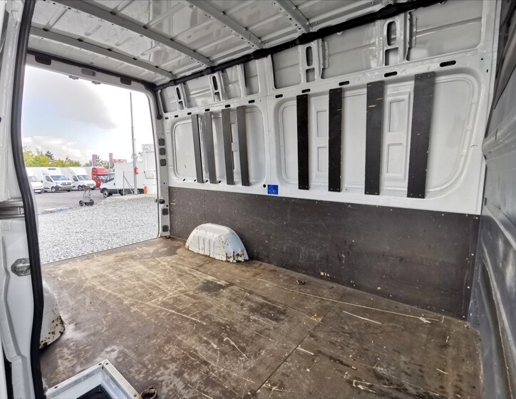 Volkswagen Crafter 14