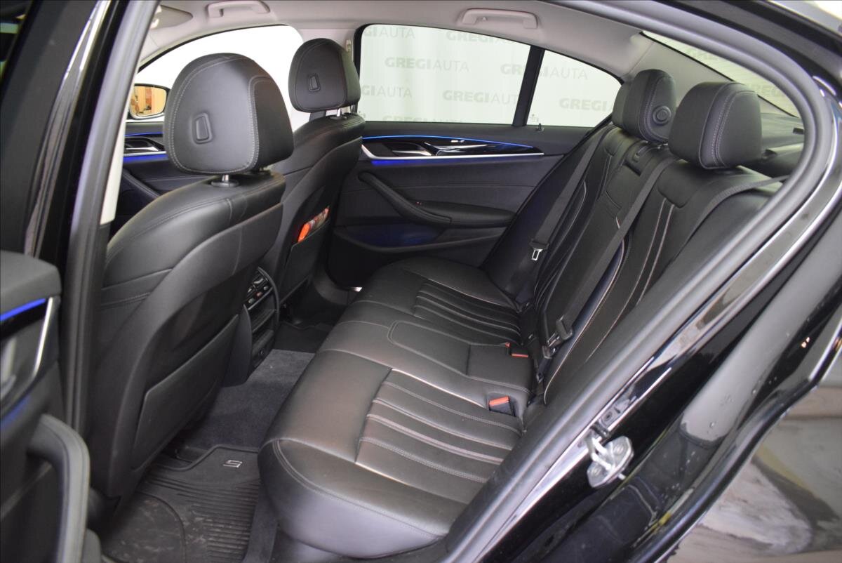 BMW Řada 5 Sedan / Limuzína 3,0 l 195 kw