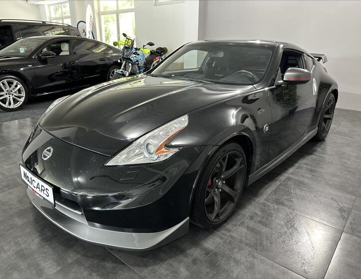 Nissan 370 Z 3