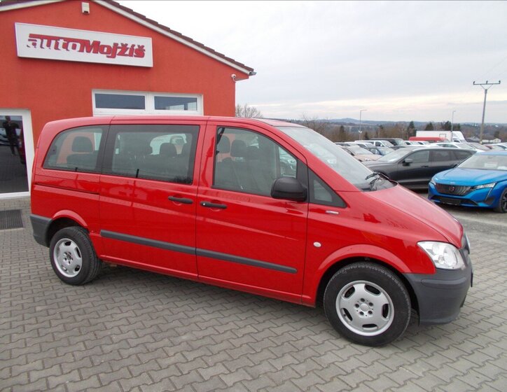 Mercedes-Benz Vito MPV 2,1 l 70 kw