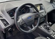 Ford Focus Kombi 999,0 92 kw