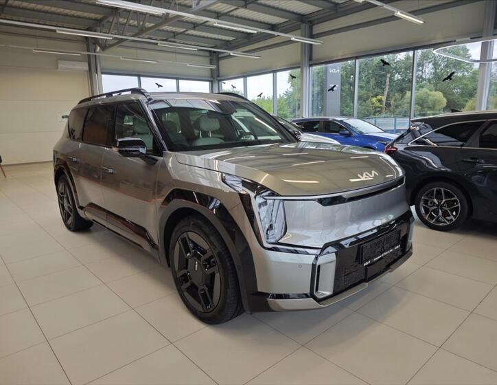 KIA EV9 7