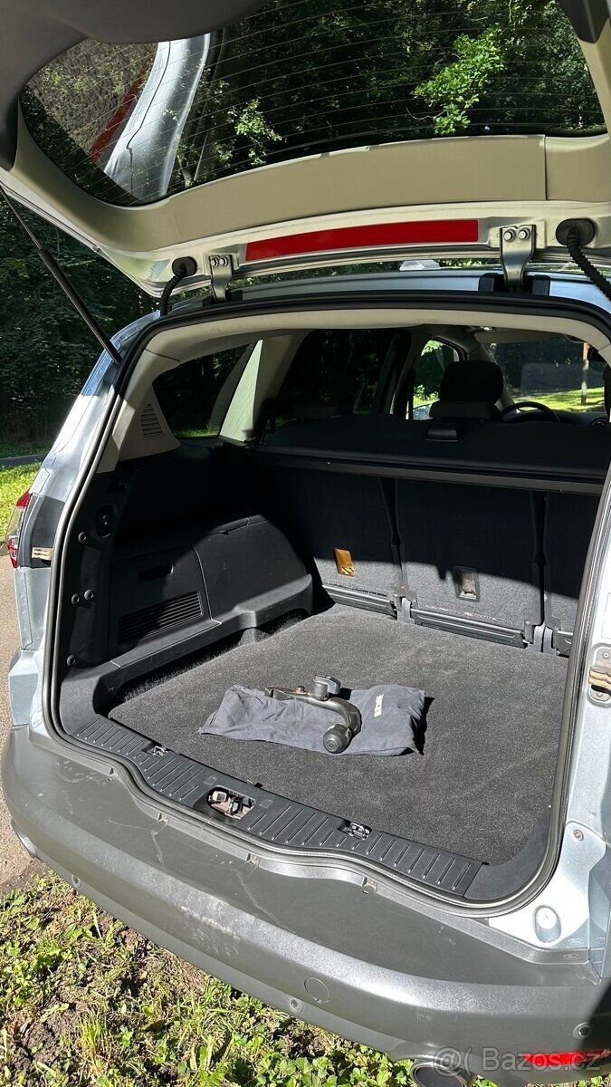 Ford S-MAX MPV 0,0 147 kw