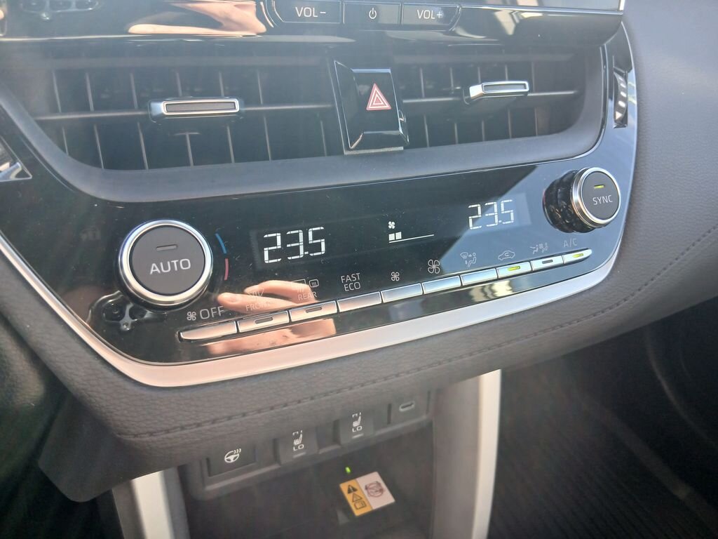 Toyota Corolla Cross SUV / Terénní 2,0 l 112 kw