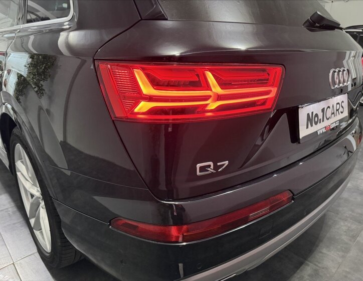 Audi Q7 SUV / Terénní 3,0 l 200 kw