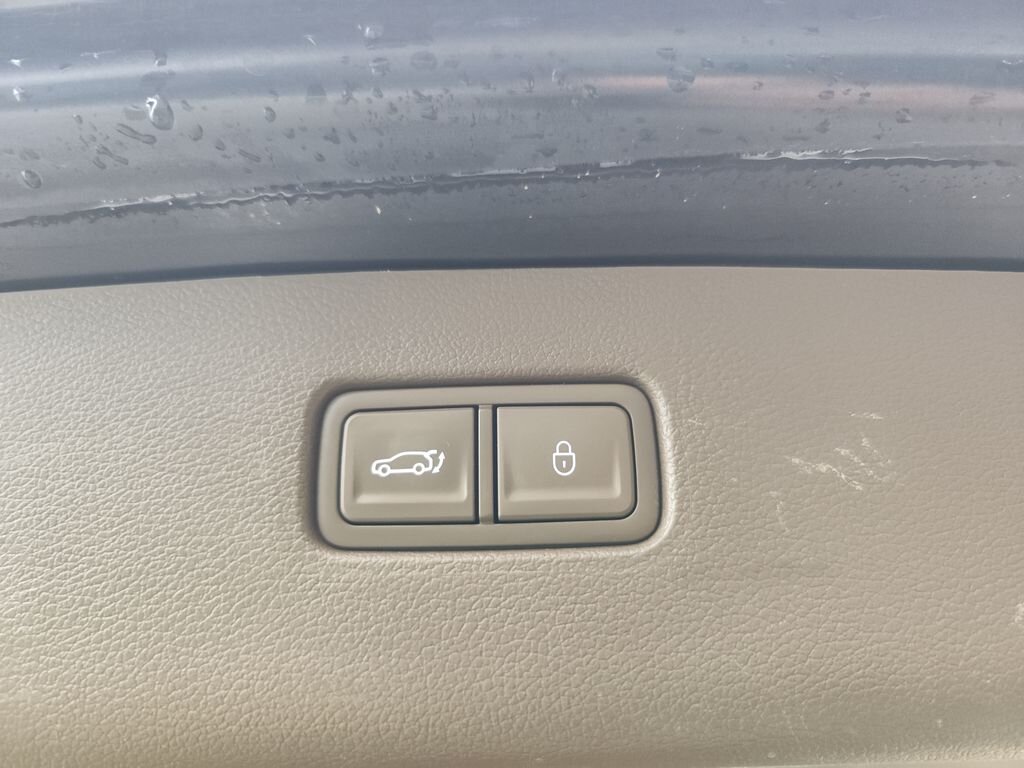 Ostatní Ostatní SUV 3,5 l 279 kw