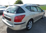 Peugeot 407 Kombi 2,2 l 120 kw